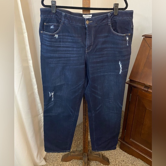 Westbound Woman Mid Rise Straight-Leg Dark-Wash Distressed Jeans 18W Short - Picture 1 of 9